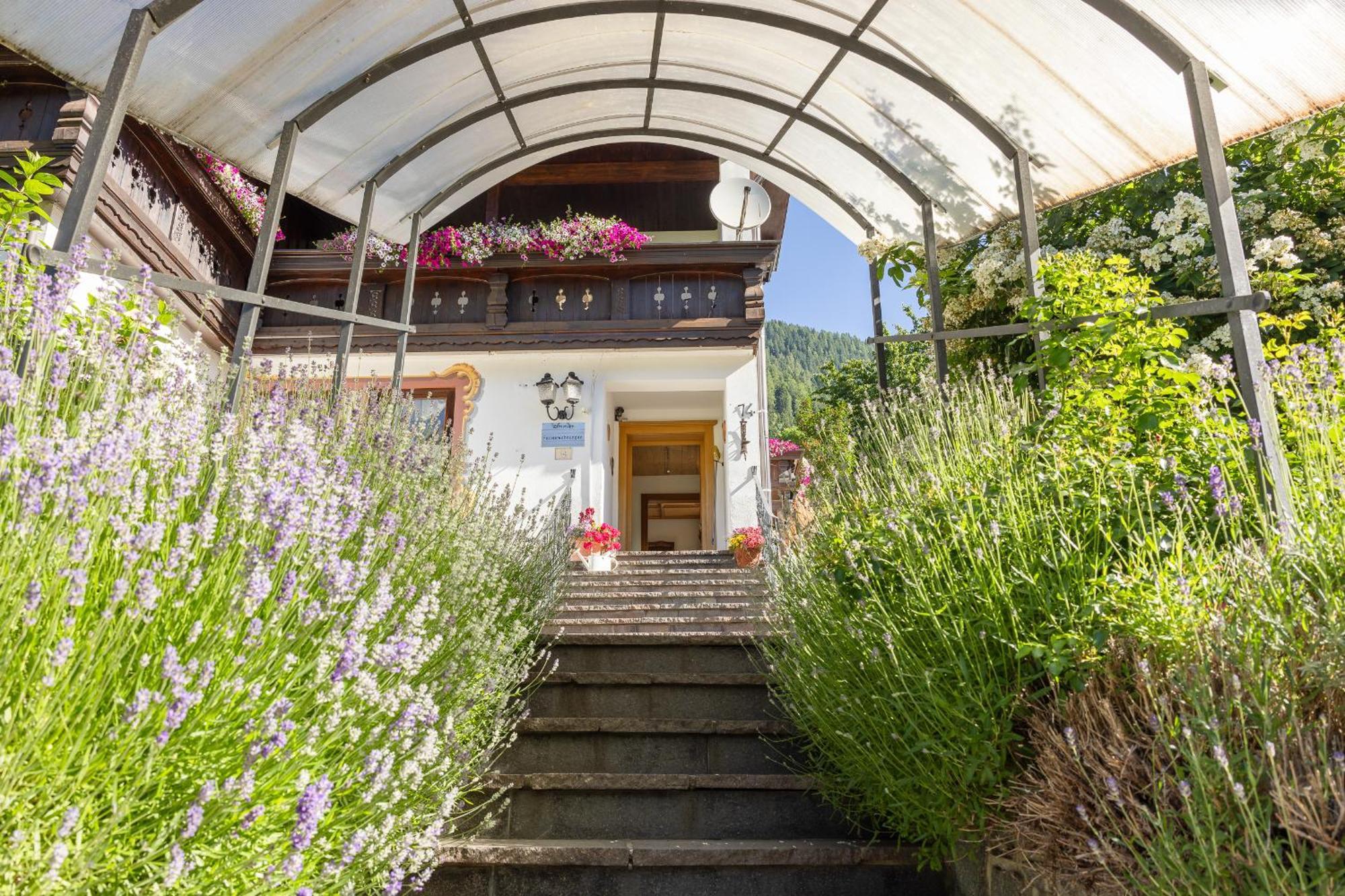 Pension Gulla Neustift im Stubaital Bagian luar foto